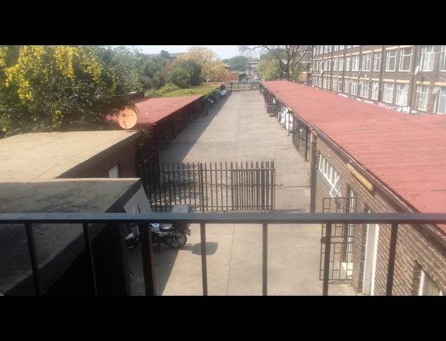 3 BEDROOM APARTMENT FOR SALE IN RUSTENBURG CENTRAL
